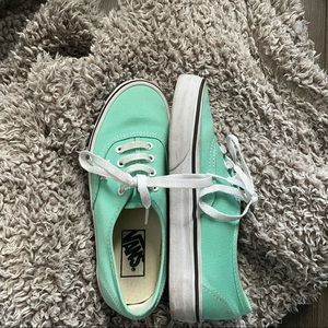 Vans Authentic Skate Shoe - Waterfall/True White